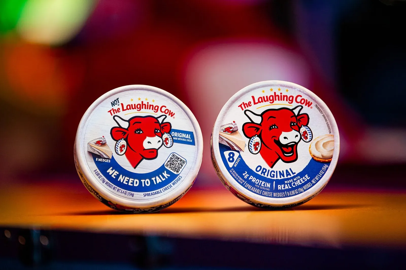 笑牛不笑了！美國 The Laughing Cow 推出限定包裝，百年紅牛為什麼收起笑容變憂愁？ | ShoppingDesign